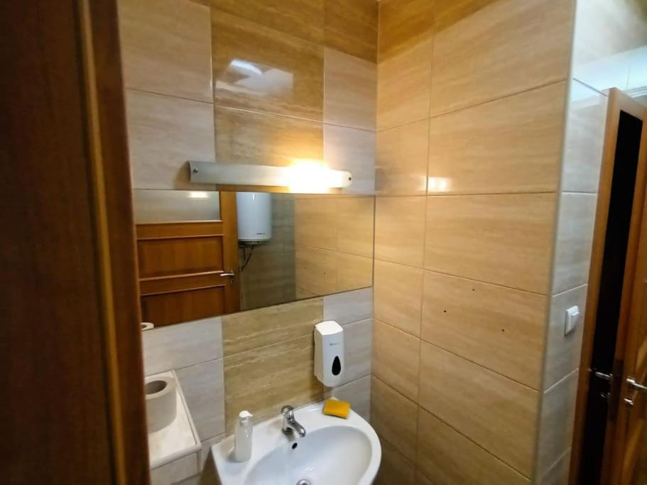 Fantastic Zg - S4 Pokoj 209 Zielona Góra Esterno foto